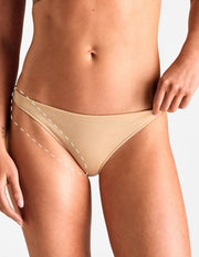 Bikini feminin extins – Epilare Definitivă cu Laser