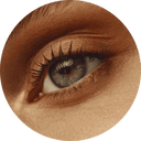 Linii de expresie accentuate